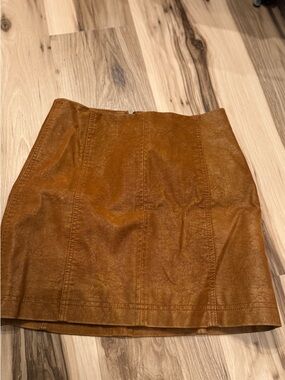 Free People Women's Faux Leather Mini Skirt - chestnut brown size 0 NWOT